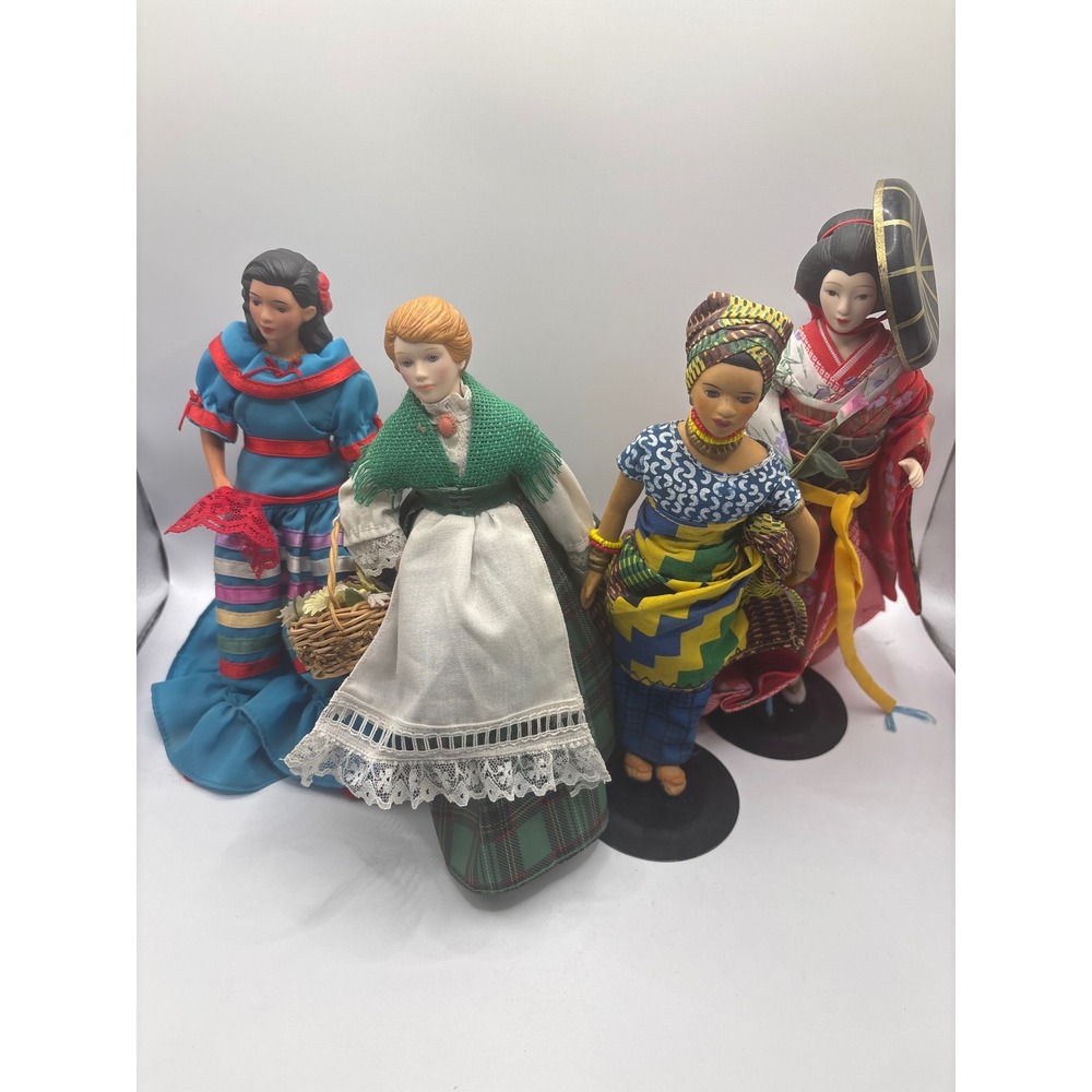 VTG Porcelain Cultural Doll Set of 4 Japanese, Mexican, African, Irish/Scottish